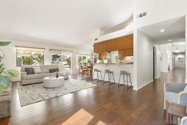 1549 Ventana Drive, Escondido CA: https://media.crmls.org/mediaz/07915e76-44c4-41df-82e2-92cf6e3573ee.jpg
