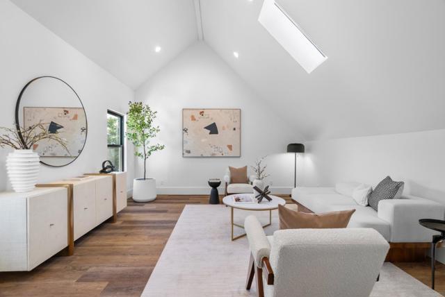 288 Clearpark Circle, San Jose CA: https://media.crmls.org/mediaz/07918dbe-261b-451a-ae6b-72bf03805432.jpg