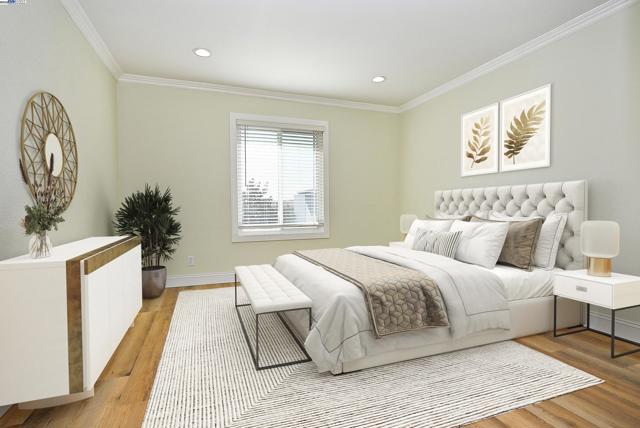 950 Shorepoint Ct, Alameda CA: https://media.crmls.org/mediaz/0791ac2f-d351-4737-9a44-c144a92ff7f7.jpg
