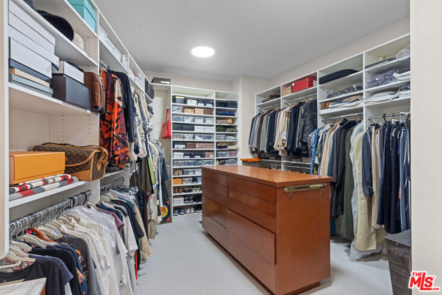2204 Maravilla Drive, Los Angeles CA: https://media.crmls.org/mediaz/0791aecd-9b64-443b-8dac-79da0640b2a6.jpg