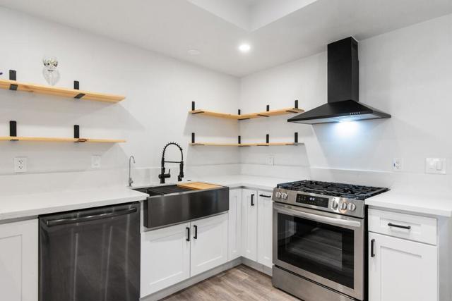 56869 Mountain View Trail, Yucca Valley CA: https://media.crmls.org/mediaz/0791d907-ddf1-490c-9242-8d2fc529bb98.jpg