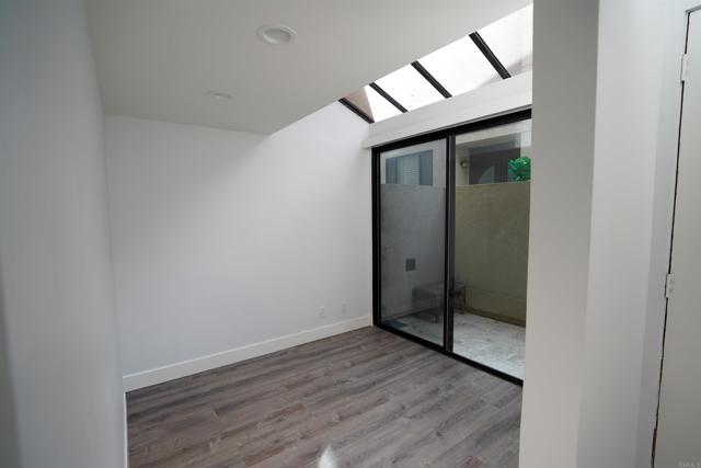 Detail Gallery Image 11 of 32 For 922 Sealane Dr #B,  Encinitas,  CA 92024 - 2 Beds | 2 Baths