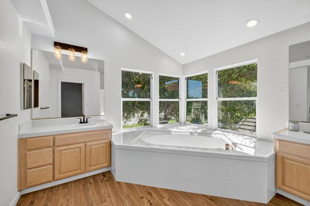 17671 Riverbend Road, Salinas CA: https://media.crmls.org/mediaz/07925b04-d9fb-4b6e-8bf6-944f6c27ad2f.jpg