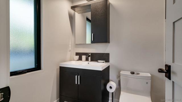 Image 38 of 75 For 7173 Obelisco Cir