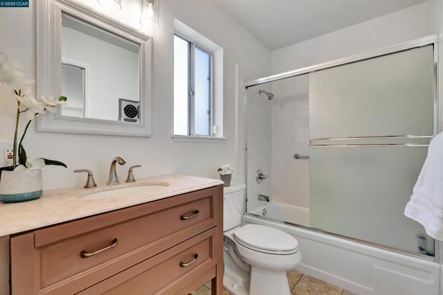 19 Marques Pl, Danville CA: https://media.crmls.org/mediaz/0794b00c-d27c-42cf-bf8f-be6055f7aa9f.jpg