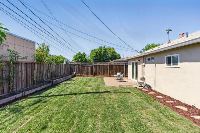 3087 Franela Drive, San Jose CA: https://media.crmls.org/mediaz/0794b473-e26c-4a8e-a241-a5975d13e379.jpg