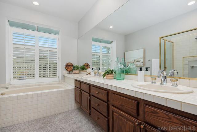 18155 Moon Song Court, San Diego CA: https://media.crmls.org/mediaz/0795c7f3-4959-40f3-a0bc-db0479e77253.jpg