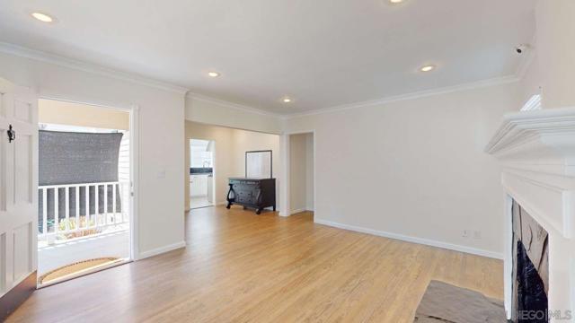 Image 5 of 52 For 2230 Waltonia Dr
