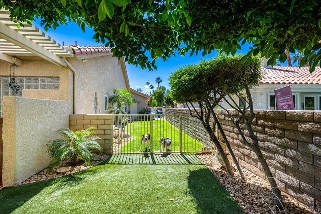 Image 47 of 50 For 370 Links Drive