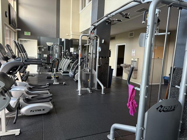 3887 Pell Place, San Diego CA: https://media.crmls.org/mediaz/0798a627-b5af-4a11-87a1-8b18b13240ae.jpg