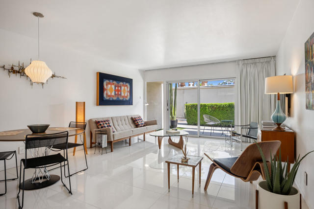 1881 S Araby Drive, Palm Springs CA: https://media.crmls.org/mediaz/079a71c0-fddd-4f41-b7bd-ee21f0c6092f.jpg