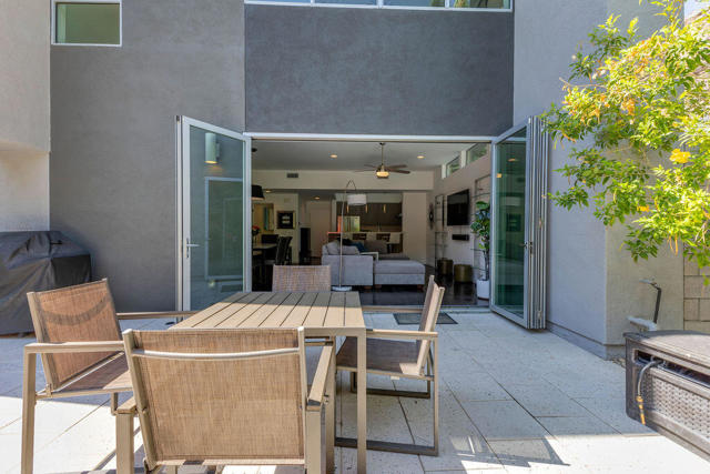 350 Goleta Way, Palm Springs CA: https://media.crmls.org/mediaz/079aa52d-5823-4d1b-a27d-7b731b031c4b.jpg
