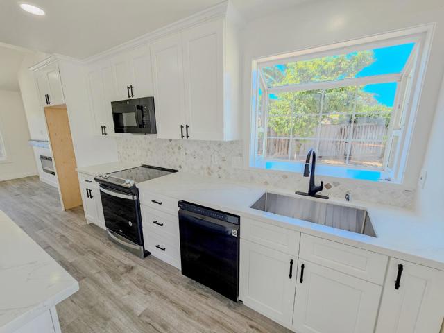 449 Chilberg Court, San Jose CA: https://media.crmls.org/mediaz/079ba925-6d3a-46a6-a90b-efe1ec1ea814.jpg