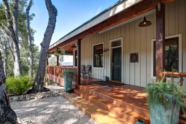 21900 Parrott Ranch Road, Carmel Valley CA: https://media.crmls.org/mediaz/079c0174-58e6-45ec-8415-8713a9c622ed.jpg