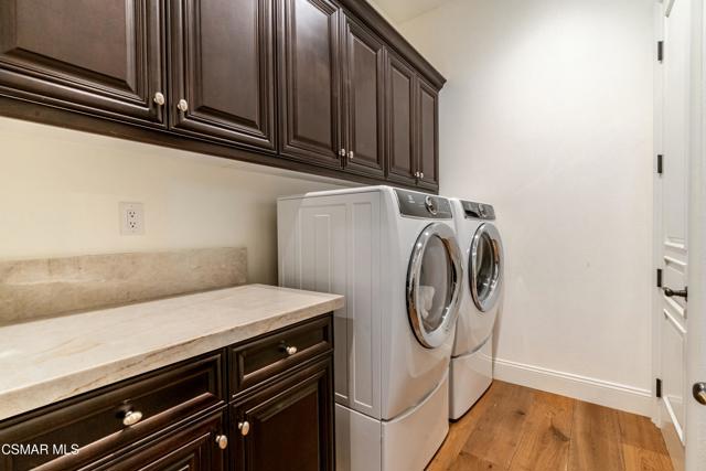 5675 Via Bonita, Newbury Park CA: https://media.crmls.org/mediaz/079c708a-f421-4d23-a89e-a9a8fd842935.jpg