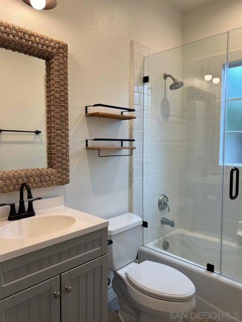 517 N Cedros, Solana Beach CA: https://media.crmls.org/mediaz/079d5277-305a-485d-b305-fc882c12893c.jpg