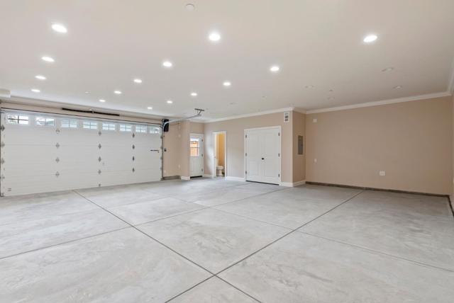 30 16th Avenue, San Mateo CA: https://media.crmls.org/mediaz/079db8fb-33c1-48fe-868a-2e8454ec6c85.jpg