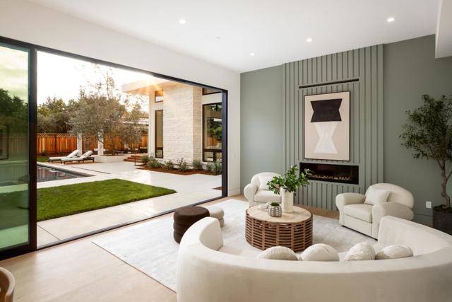 167 Almendral Avenue, Atherton CA: https://media.crmls.org/mediaz/079dc903-48fa-4d52-b7f5-ec0a4ec8226a.jpg