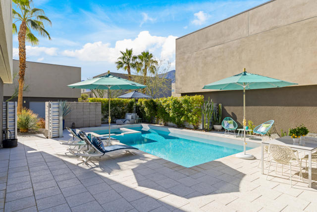 1056 Dane Drive, Palm Springs, CA 92262