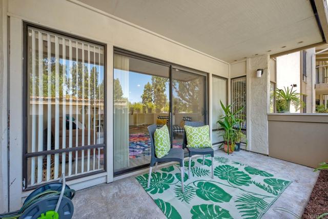 12505 Oaks North Drive, San Diego CA: https://media.crmls.org/mediaz/079e36da-2ffd-4554-8423-6efb23ee74a4.jpg