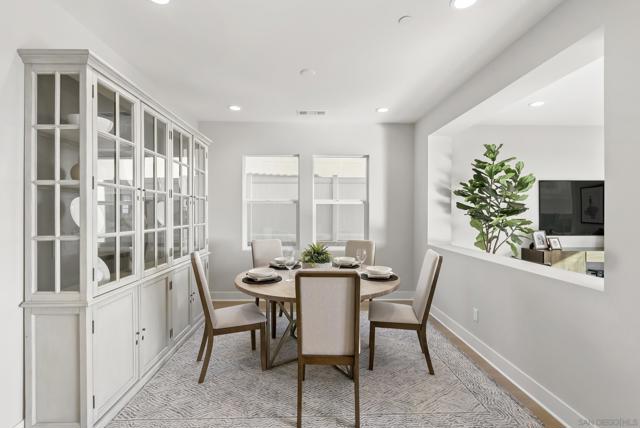 951 Visalia Pl, San Marcos CA: https://media.crmls.org/mediaz/079ecaa8-0d8c-4c2f-a3c7-b2e6382b31ae.jpg
