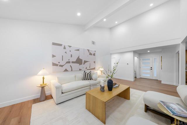 Detail Gallery Image 10 of 37 For 5679 Antigua Bld, San Diego,  CA 92124 - 3 Beds | 2 Baths