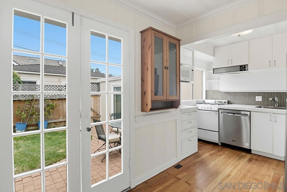 741 Arenas St - photo 11