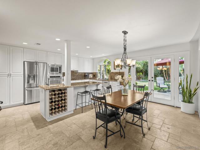 6502 La Paloma St., Carlsbad CA: https://media.crmls.org/mediaz/07a0d155-3d9c-43da-bdfd-52a0ec17cb39.jpg