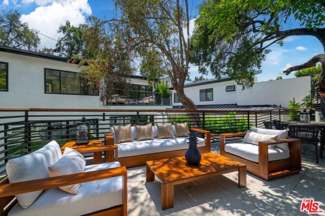 101 Greenfield Avenue, Los Angeles CA: https://media.crmls.org/mediaz/07a2c37e-29ec-49b3-85c5-e8e1a28a7219.jpg
