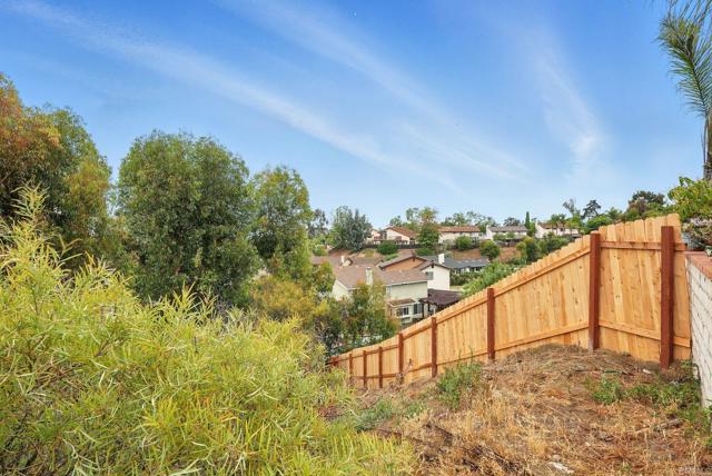 909 Loma, Chula Vista CA: https://media.crmls.org/mediaz/07a38995-307a-4cbd-b794-b422d48d2eb9.jpg
