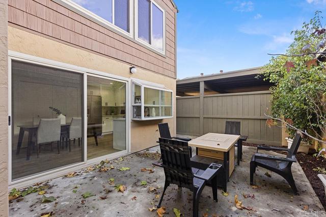 Detail Gallery Image 13 of 48 For 10573 Caminito Flores, San Diego,  CA 92126 - 3 Beds | 2 Baths