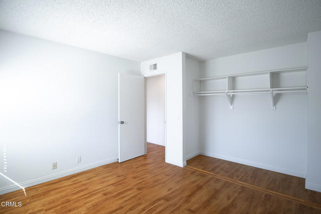 Detail Gallery Image 17 of 26 For 3221 Harbor Bld, Oxnard,  CA 93035 - 3 Beds | 2/1 Baths