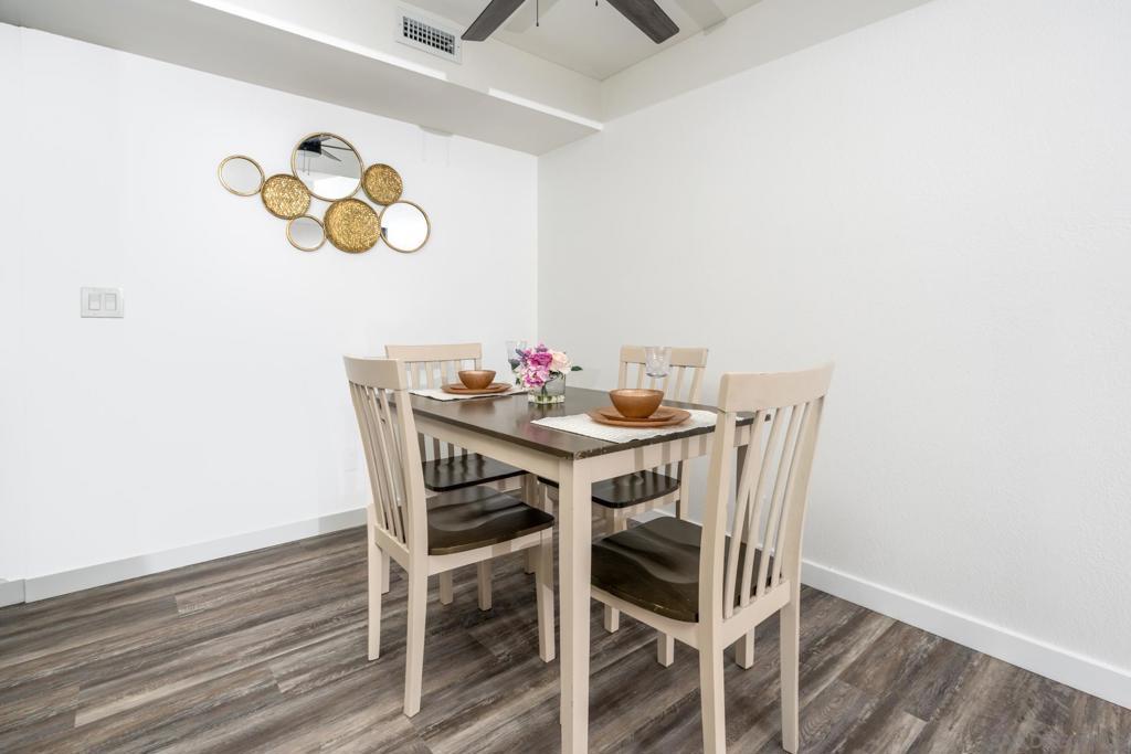 1040 Washington Ave - photo 8