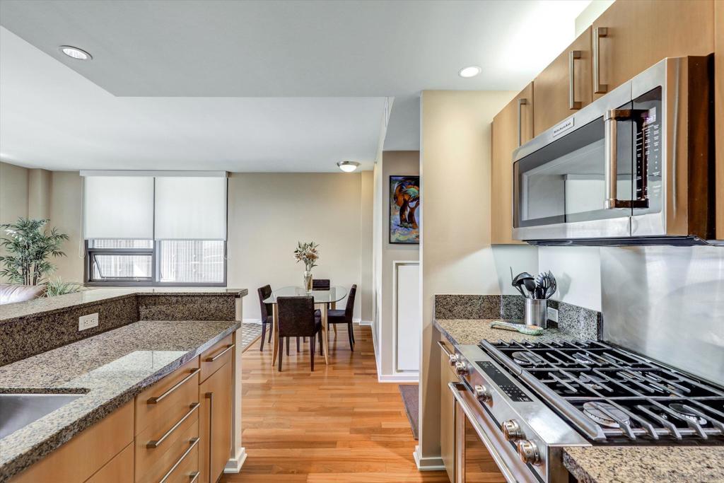 350 11th Ave - photo 10