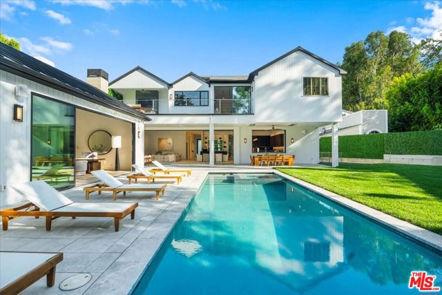 12227 Tweed Lane, Los Angeles CA: https://media.crmls.org/mediaz/07a7c6e6-0bec-4478-9f1a-18da7718fe31.jpg