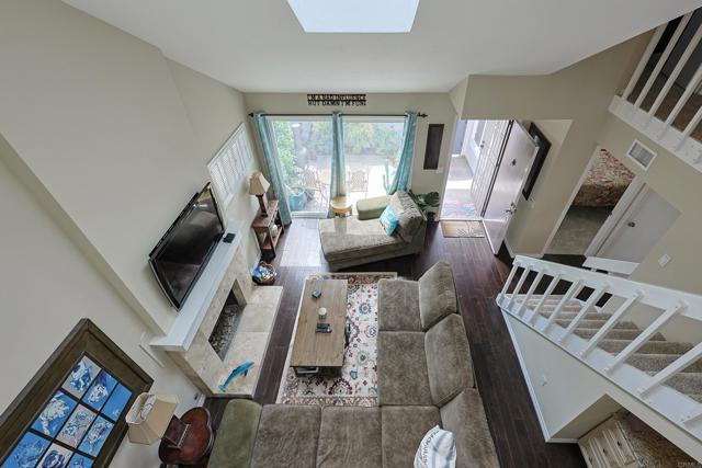 Detail Gallery Image 23 of 36 For 1415 1st St, Coronado,  CA 92118 - 2 Beds | 3 Baths