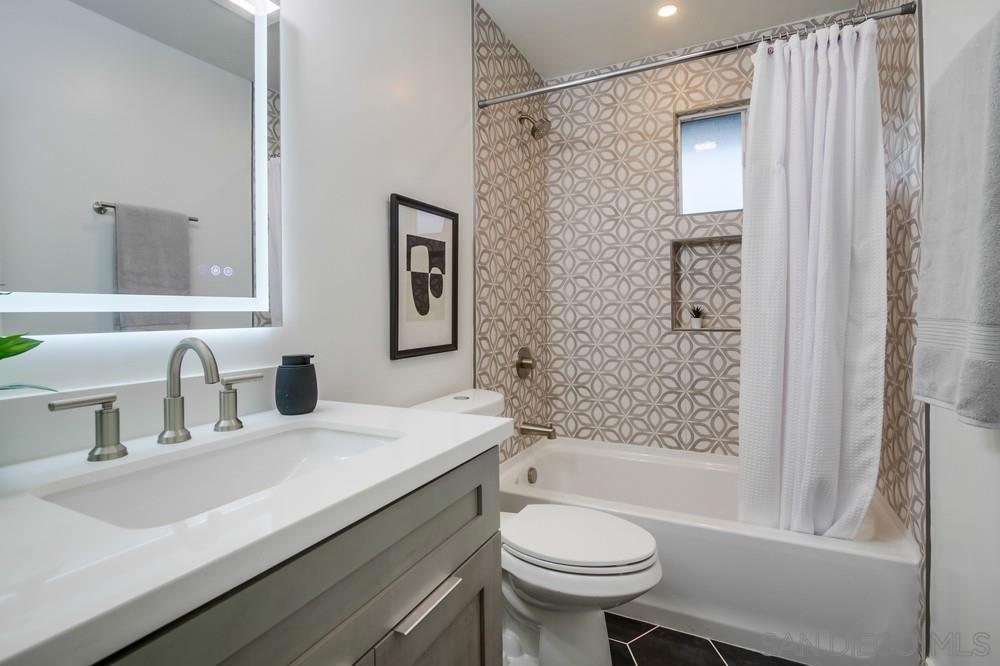 MLS #250036225SD img 42