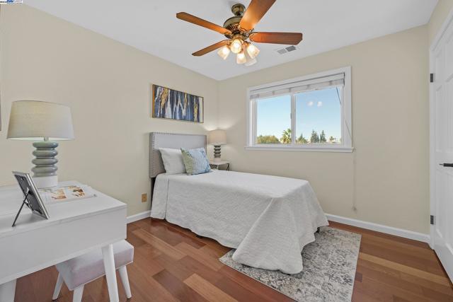 Image 31 of 55 For 483 Becado Place