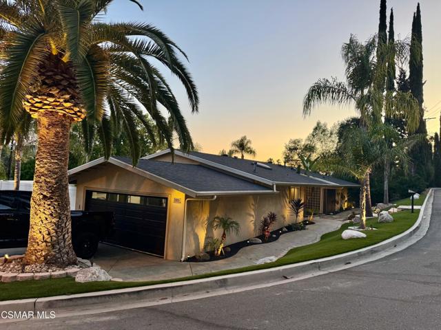 23225 Cass Avenue, Woodland Hills CA: https://media.crmls.org/mediaz/07aab3c3-8458-4d86-bcd9-53476c6a2114.jpg