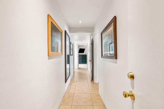 68079 Vista Del Valle, Cathedral City CA: https://media.crmls.org/mediaz/07aae6b7-b10c-4544-bfbc-1991aba99945.jpg