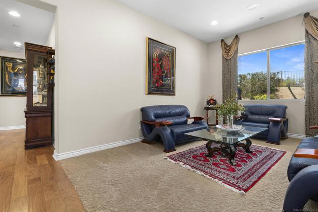 7787 Britt Pl, Santee CA: https://media.crmls.org/mediaz/07ac81c6-5d71-48bc-b177-f53920190c5e.jpg