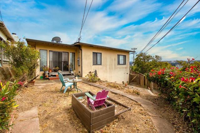 1107 Morningside Avenue, South San Francisco CA: https://media.crmls.org/mediaz/07acc2b6-5e09-4572-9b97-a7a1edff7864.jpg