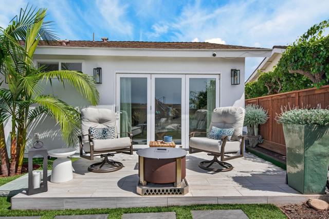 14224 Recuerdo Dr, San Diego CA: https://media.crmls.org/mediaz/07adff35-a1b0-4b4b-9d96-897a9b363421.jpg