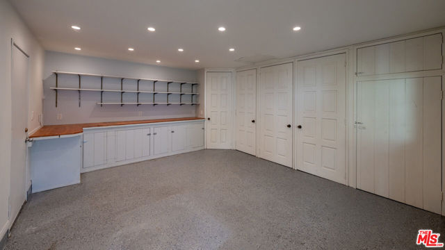217 North Griffith Park Drive photo 29