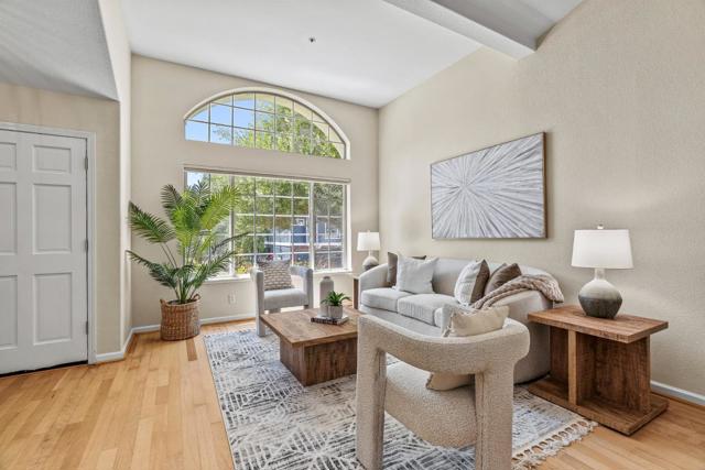 101 Elzer Drive, Scotts Valley CA: https://media.crmls.org/mediaz/07b2ddb0-1e1f-4576-abad-f6c6acd921df.jpg