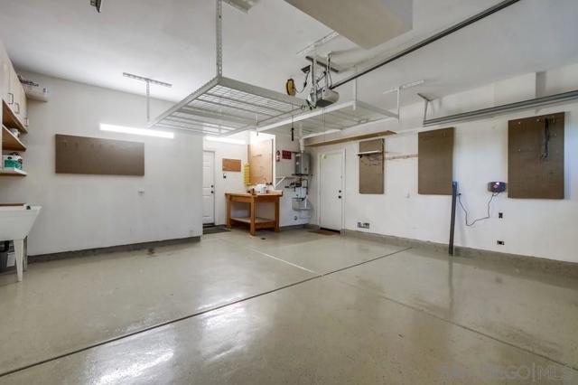 8297 Katherine Claire Lane, San Diego CA: https://media.crmls.org/mediaz/07b37a1a-b7af-4bac-87d2-edf068c9bd7b.jpg