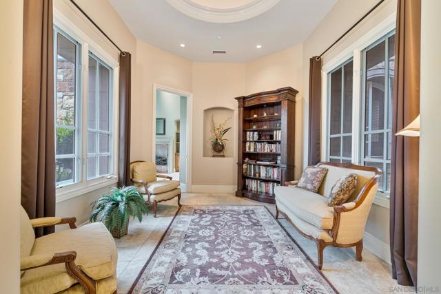 14380 Ciera Court, Poway CA: https://media.crmls.org/mediaz/07b3849f-400c-48c1-b7d1-37ffc006315b.jpg
