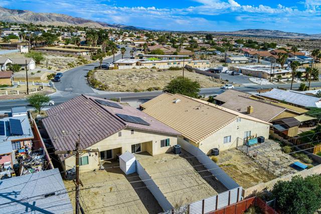 13235 Mountain View Road Road, Desert Hot Springs CA: https://media.crmls.org/mediaz/07b49505-de2f-4dc9-85ec-065a26c07a4d.jpg