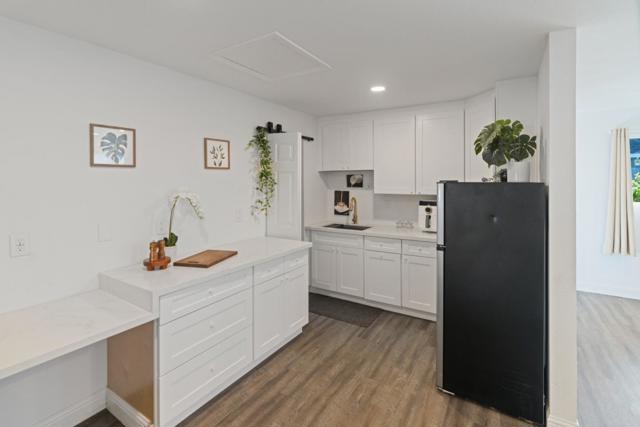 112 Alto Sol Court, Scotts Valley CA: https://media.crmls.org/mediaz/07b60118-825c-4ee2-ac67-963c220456b8.jpg