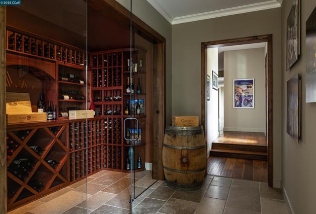 42 Tappan Ln, Orinda CA: https://media.crmls.org/mediaz/07b67380-8695-4753-b70e-d5d38872a334.jpg